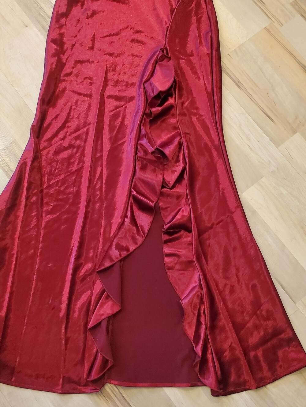 NWT Widow x Dolls Kill Envy Appeal Red Satin Maxi Dress Size XS - Picture 3 of 11